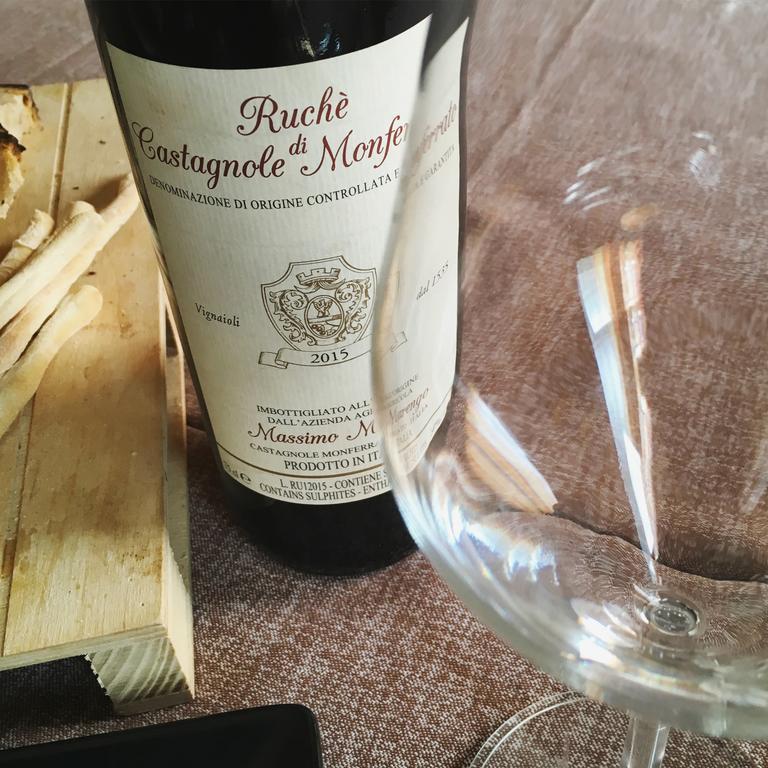 B&B Edera Castagnole Piemonte Kültér fotó